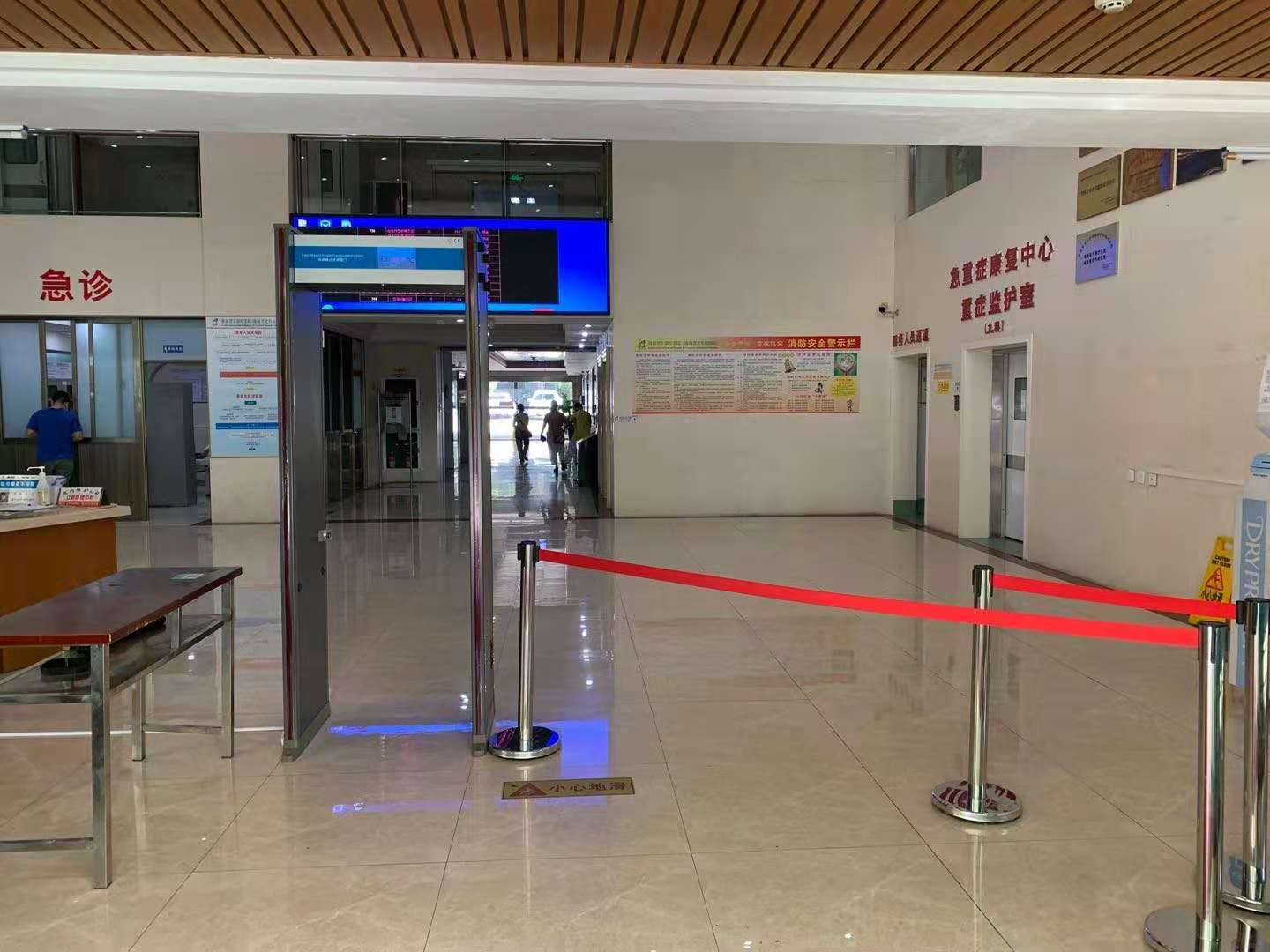 牧原测温安检门图片